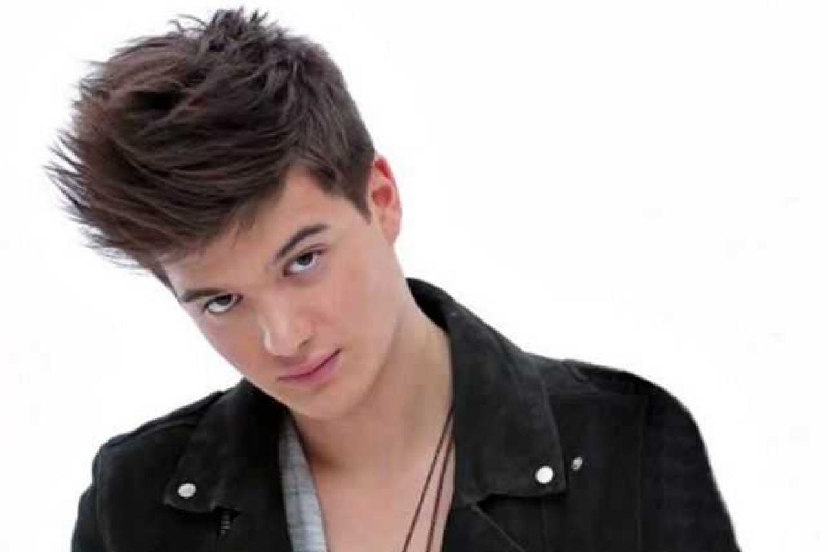 Скандал продюсера Константина Меладзе и молодого певца набирает обороты