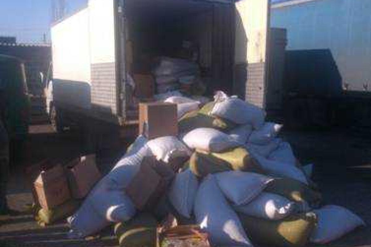 Сотрудники СБУ в зоне АТО задержали грузы, которые пытались ввезти на территорию донбасских "республик" Сотрудники СБУ в зоне АТО задержали грузы, которые пытались ввезти на территорию донбасских "республик"