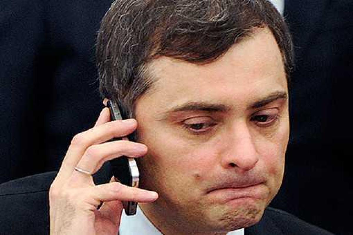 Сурков отстранен от кураторства боевиков, все его люди отозваны с Донбасса