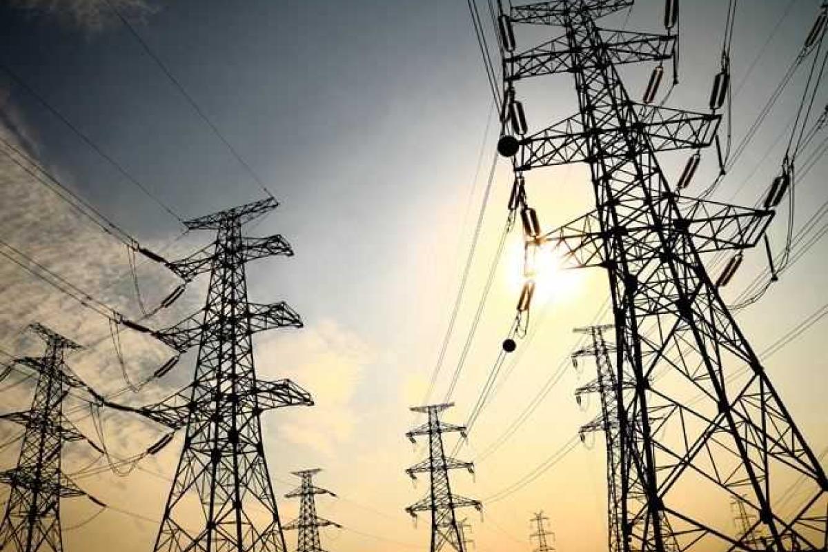 Укрэнерго: сокращены поставки электричества в Крым Укрэнерго: сокращены поставки электричества в Крым