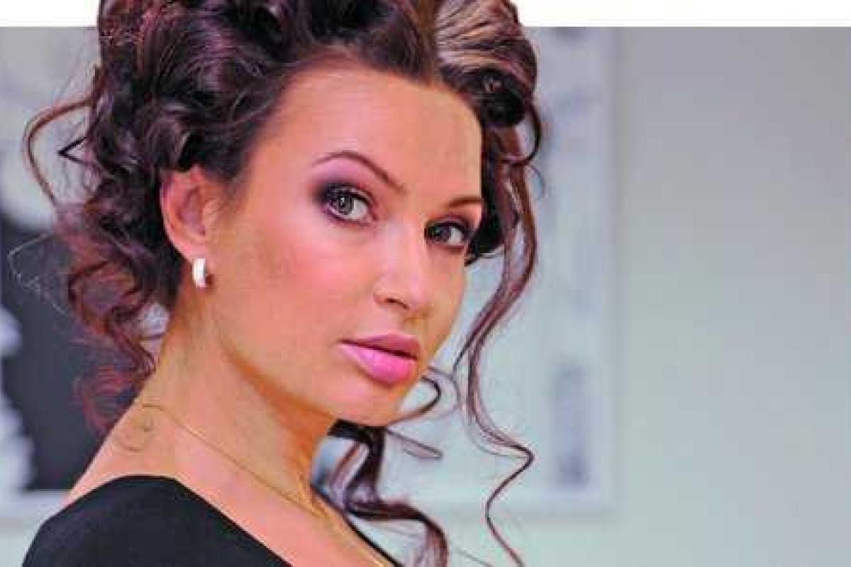 Обворожительная Эвелина Бледанс рассказала о походе в клинику пластической хирургии