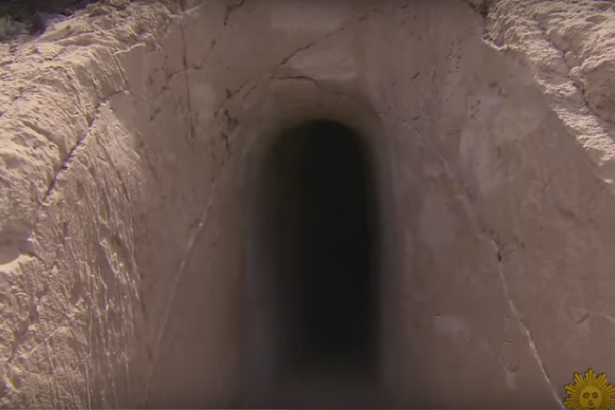 Мексиканец 25 лет "вырезает пещеру" из песчаника 