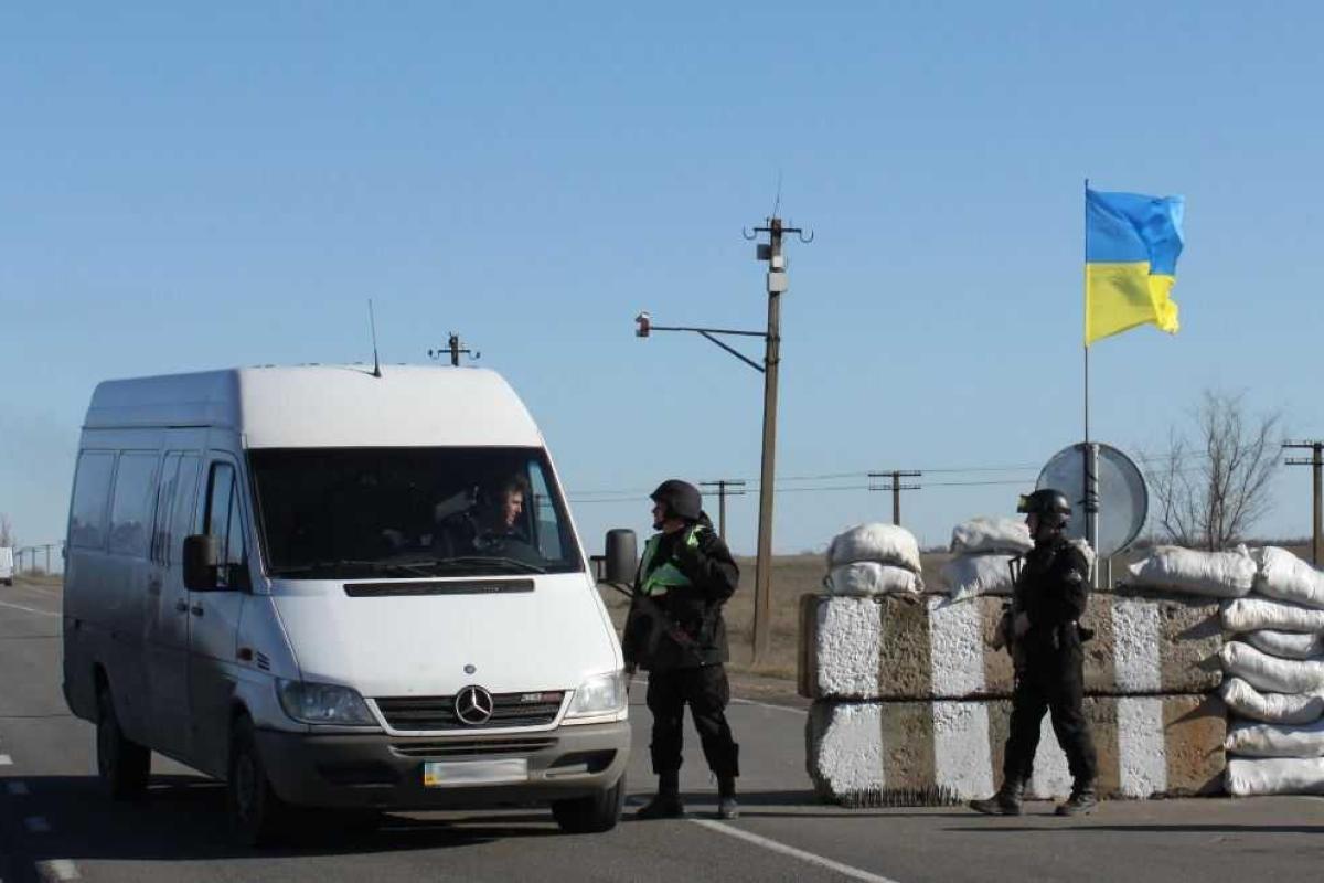 На Луганщине значительно сократилось количество внутренних блокпостов