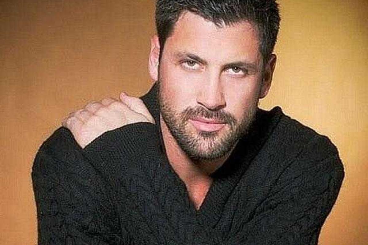 Герой первого сезона проекта "Холостяк" решил попрощаться с холостяцкой жизнью