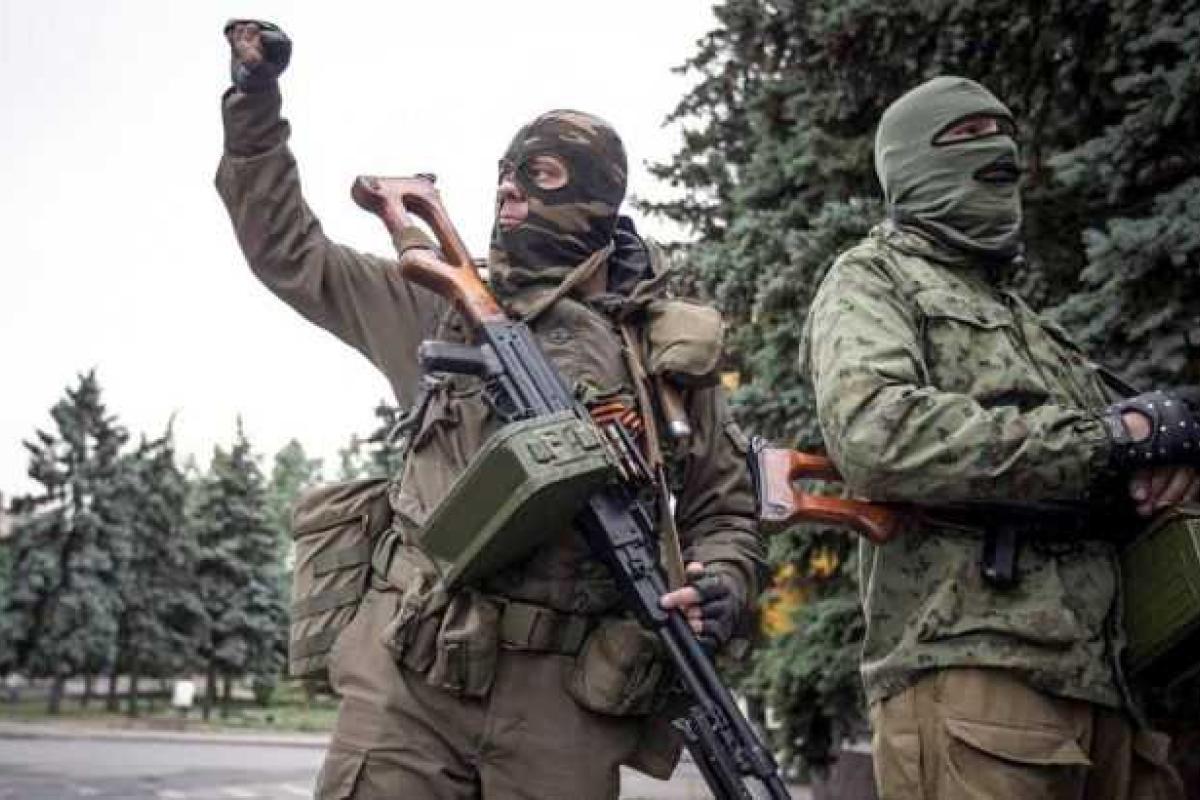 Пресс-офицер сектора "М": боевики допустили наблюдателей ОБСЕ в Коминтерново Пресс-офицер сектора "М": боевики допустили наблюдателей ОБСЕ в Коминтерново