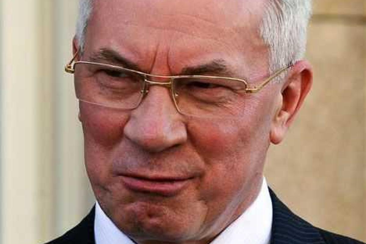 Азаров прокомментировал желание Януковича вернуться в большую политику Азаров прокомментировал желание Януковича вернуться в большую политику