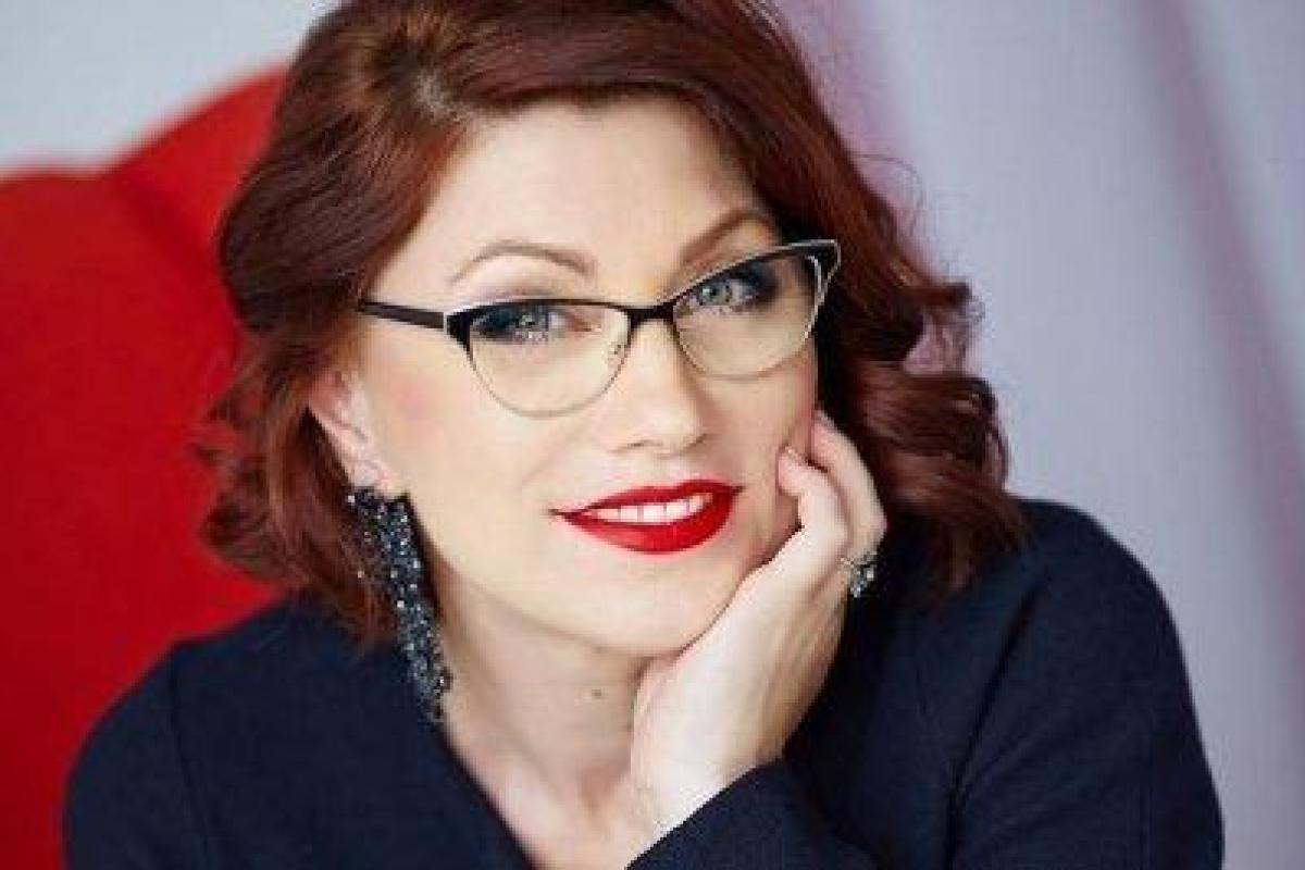 Роза Сябитова после травмы нежится на солнышке в Дубаи и дарит поклонникам фото с отдыха