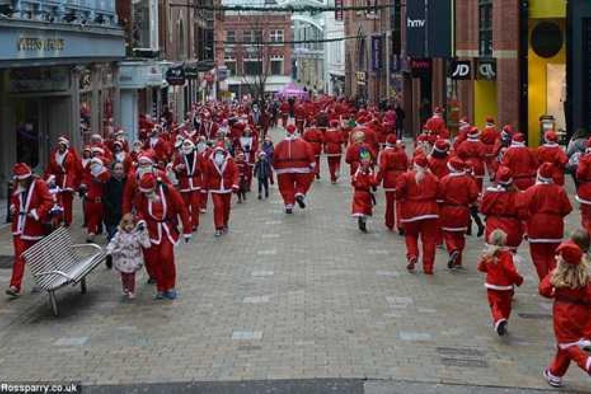 В Лондоне состоялся ежегодный фестиваль Санты