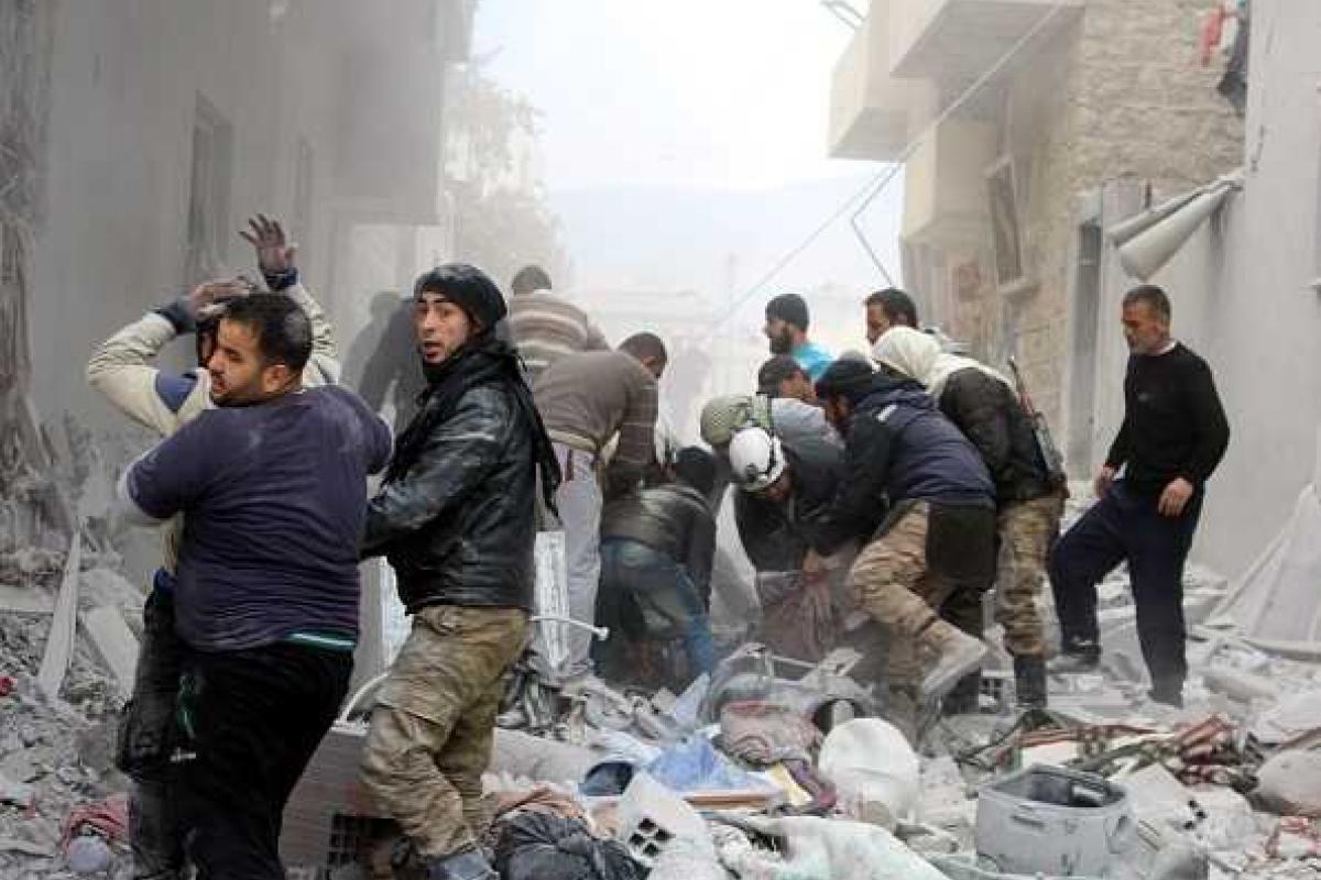 Россия нанесла серию авиаударов по сирийскому городу Идлиб: много жертв среди мирного населения