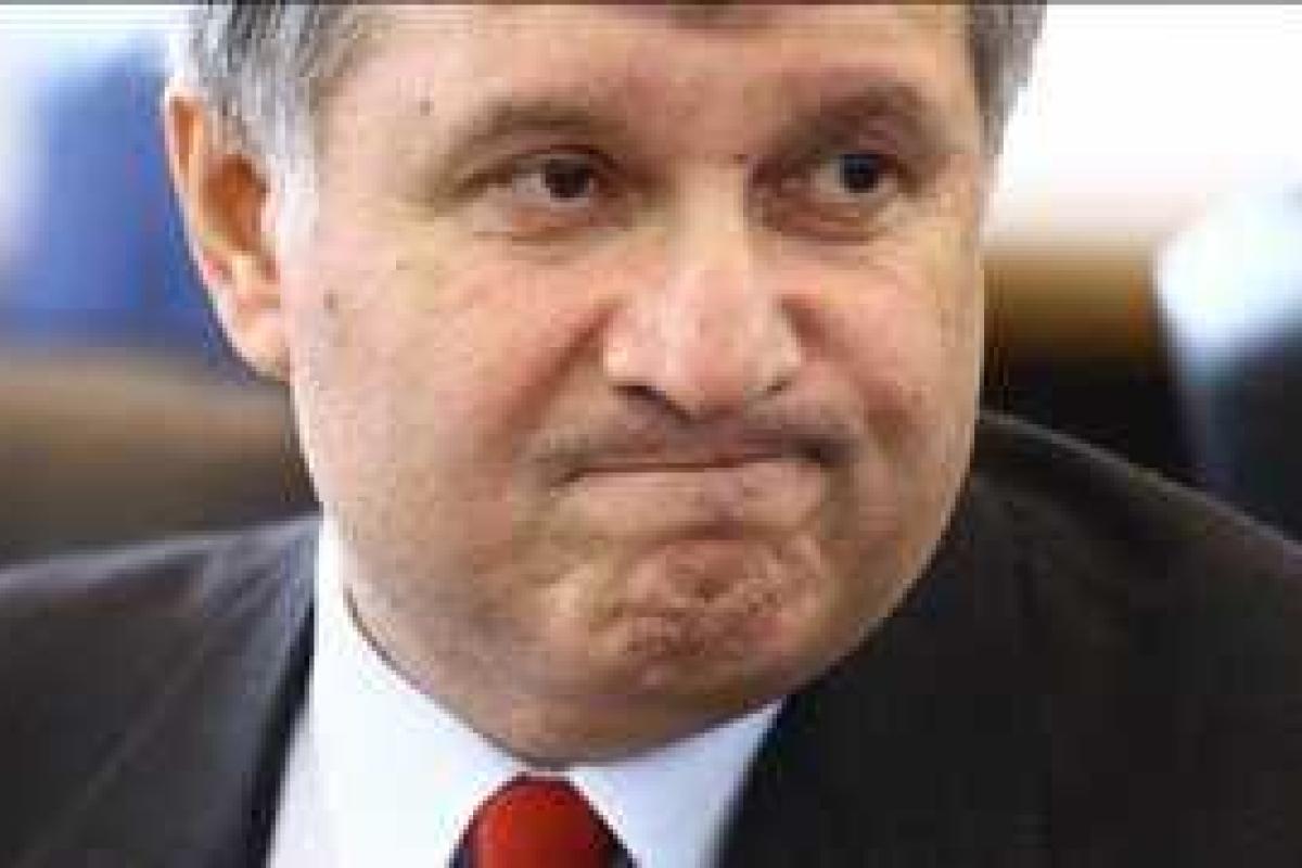 Авакова должны посадить на 15 суток за за хулиганство - нардеп Мищенко