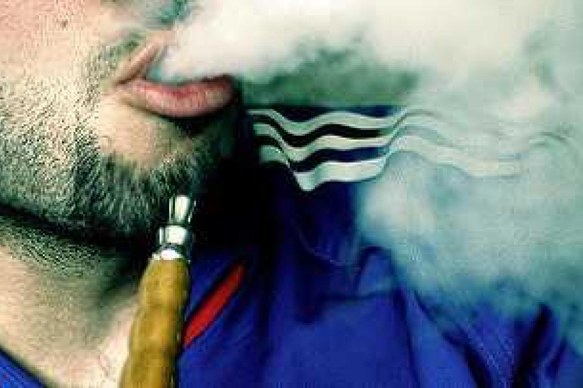 Убийственные "спайсы": в России массовое отравление курительными смесями, есть жертвы Убийственные "спайсы": в России массовое отравление курительными смесями, есть жертвы