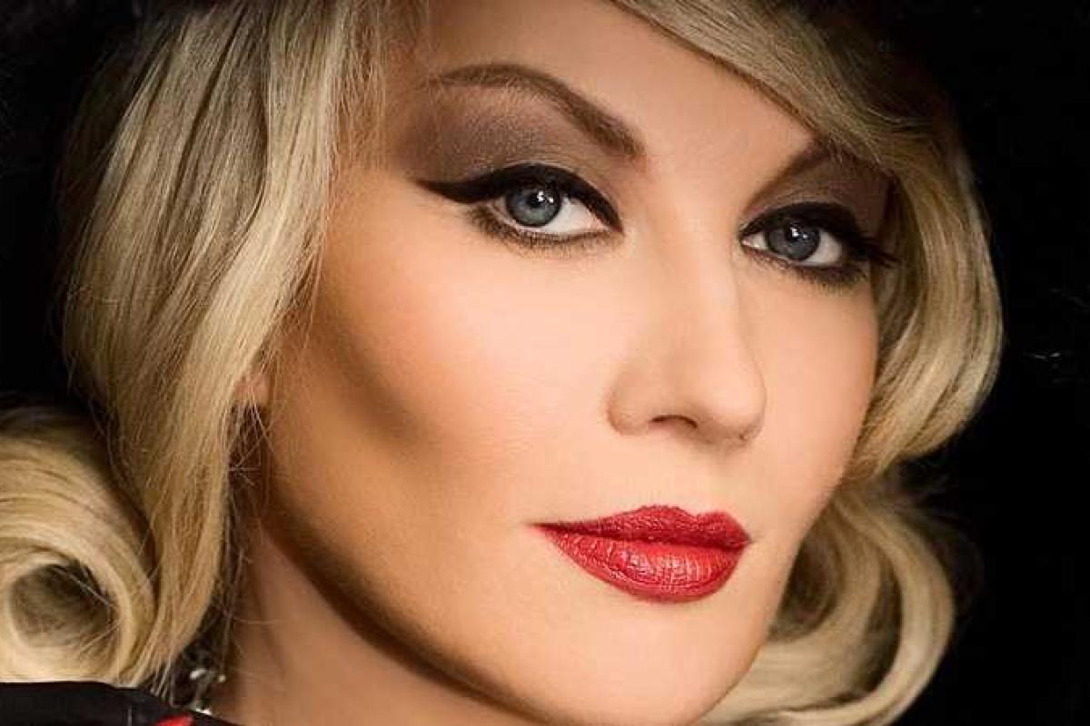 Певица Таисия Повалий шокировала публику "неестественным" лицом Певица Таисия Повалий шокировала публику "неестественным" лицом