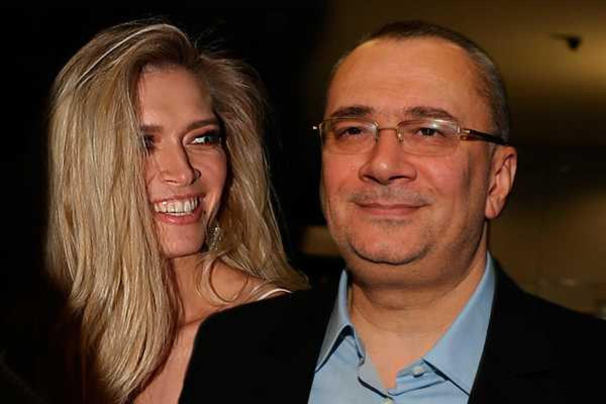 Константин Меладзе впервые публично со сцены назвал Веру Брежневу женой