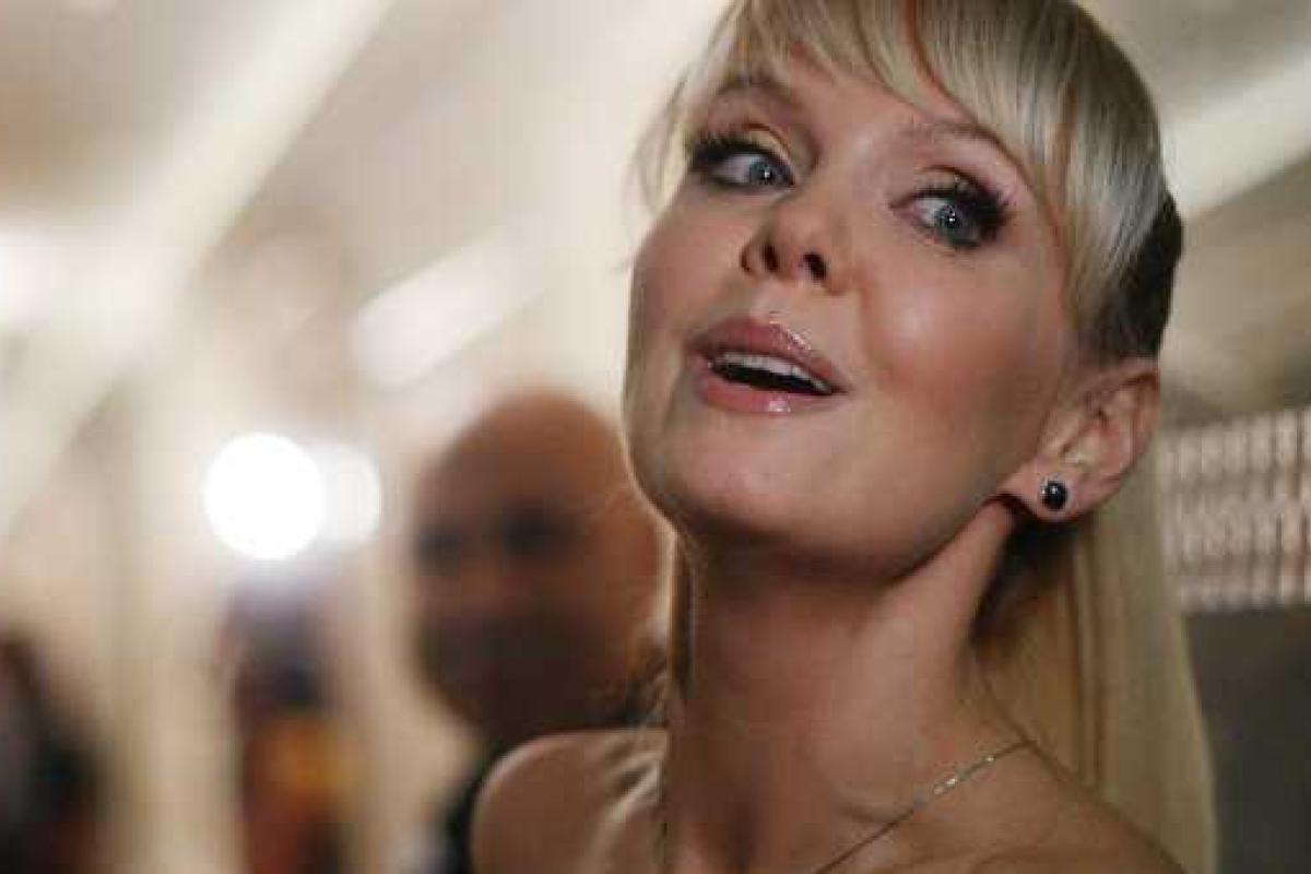 Певица Валерия стала "двойником" Аллы Пугачевой