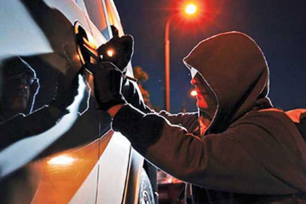 Согласно статьи Налогового кодекса, украинцев обяжут платить налог и за угнанные авто Согласно статьи Налогового кодекса, украинцев обяжут платить налог и за угнанные авто