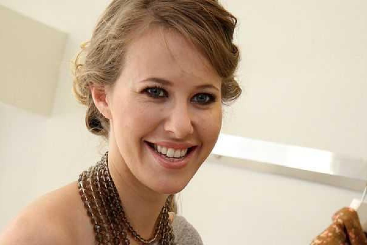 Светская львица Ксения Собчак приняла участие в благотворительной акции для помощи больным детям