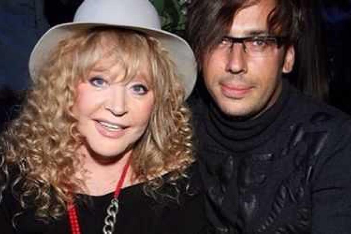 Поклонников звездной семьи Пугачевой и Галкина поразило, как похож маленький сын на своего отца