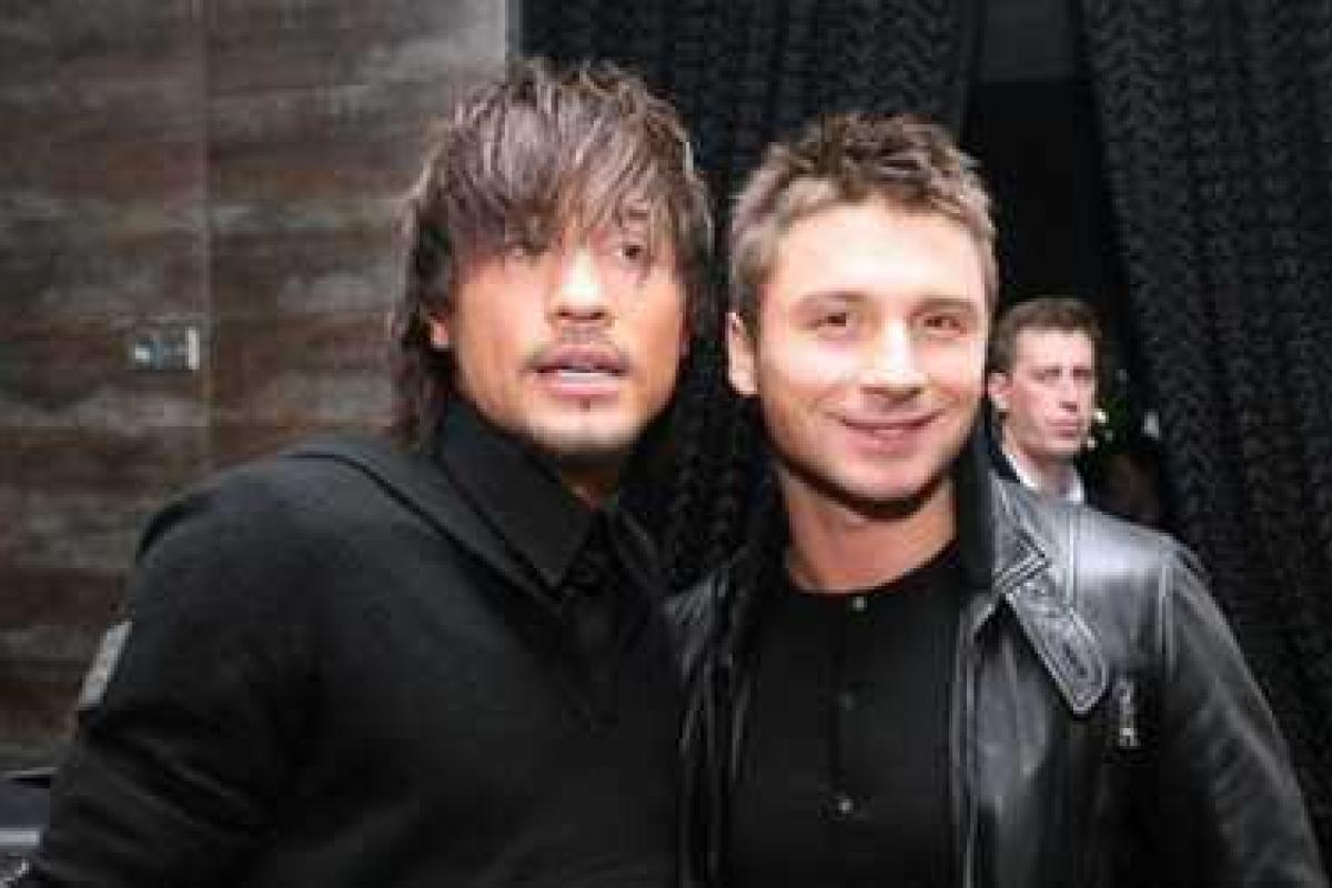 В Сеть попало раритетное фото с молодыми певцами Лазаревым и Биланом