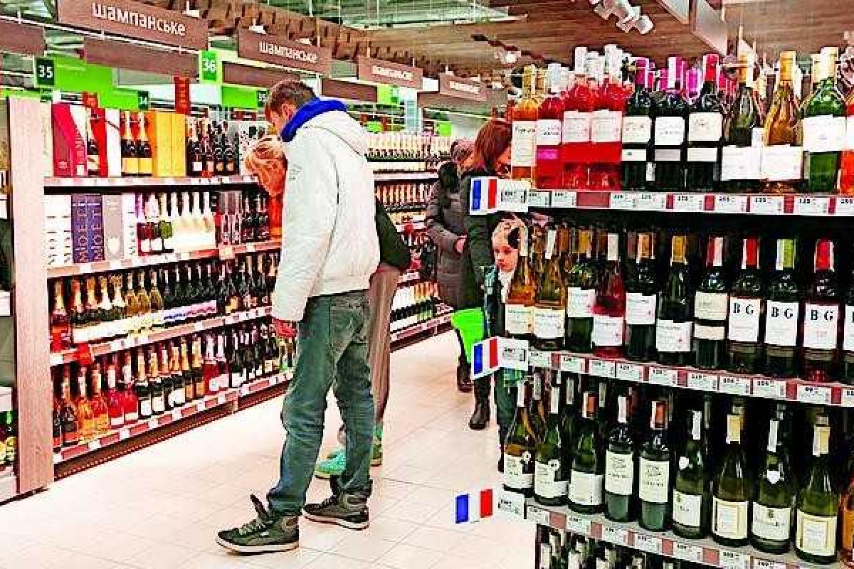 Кабмин предлагает существенно повысить акциз на спиртное в Украине Кабмин предлагает существенно повысить акциз на спиртное в Украине