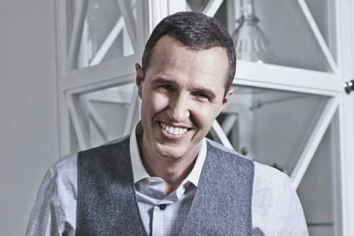 Актер и телеведущий Игорь Верник расстался со своей возлюбленной