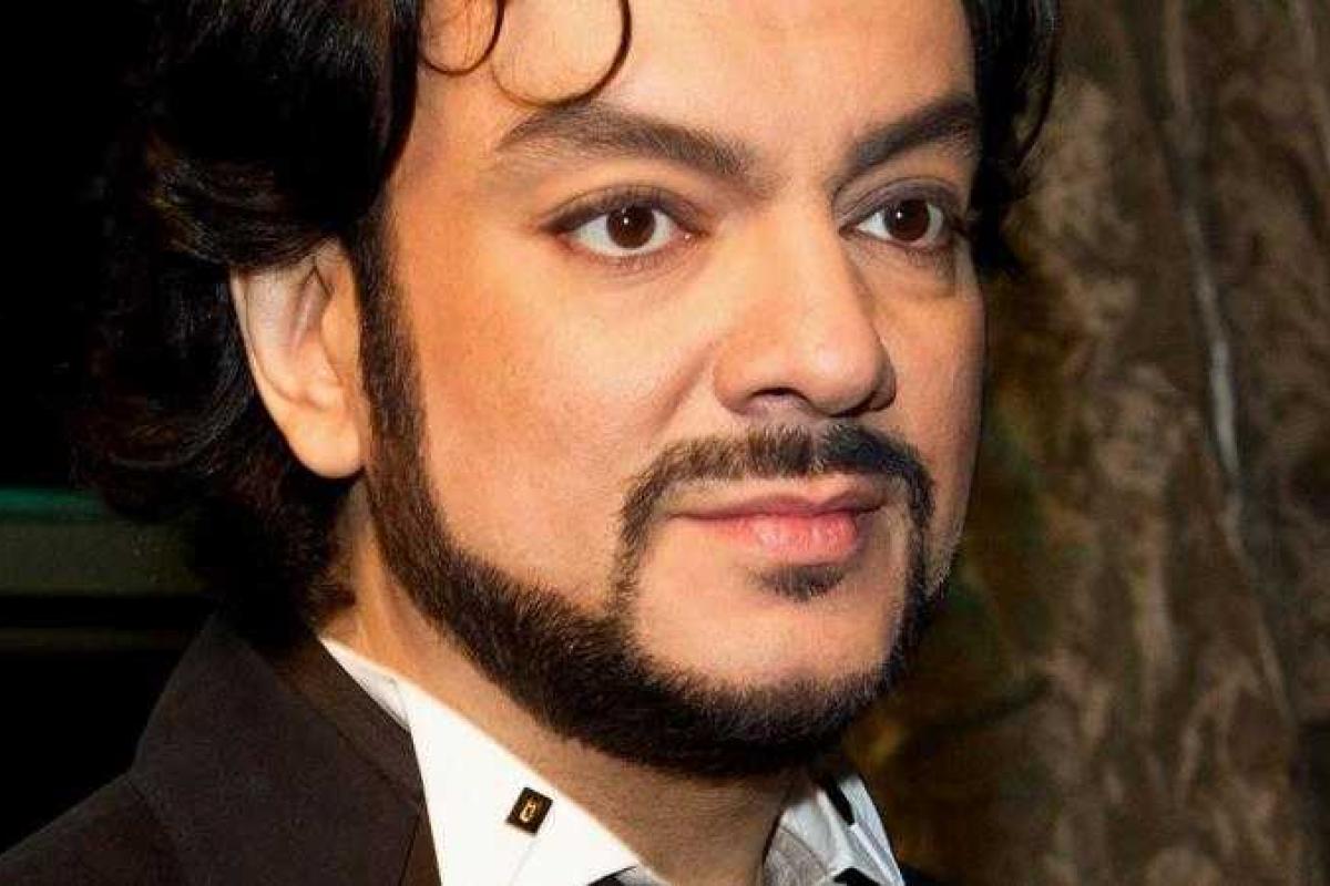 Певец Филипп Киркоров хочет усыновить ребенка