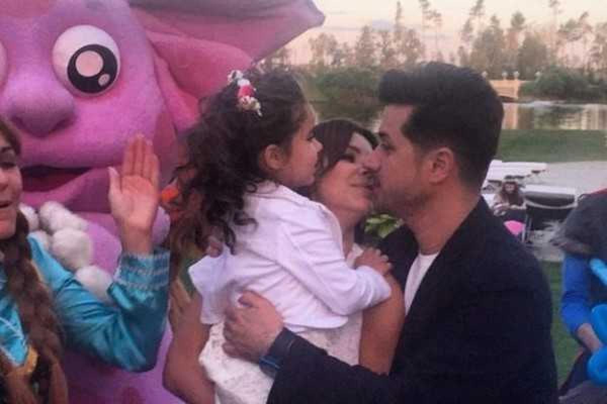 Певица Ани Лорак впервые показала фанатам лицо своей дочери