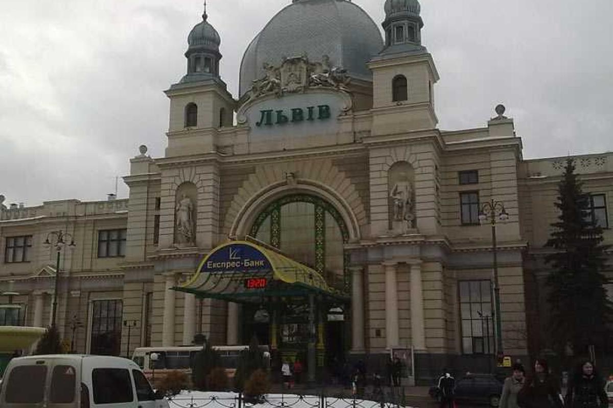 Во Львове в день Святого Николая выйдет на маршрут зимний ретро-поезд Во Львове в день Святого Николая выйдет на маршрут зимний ретро-поезд