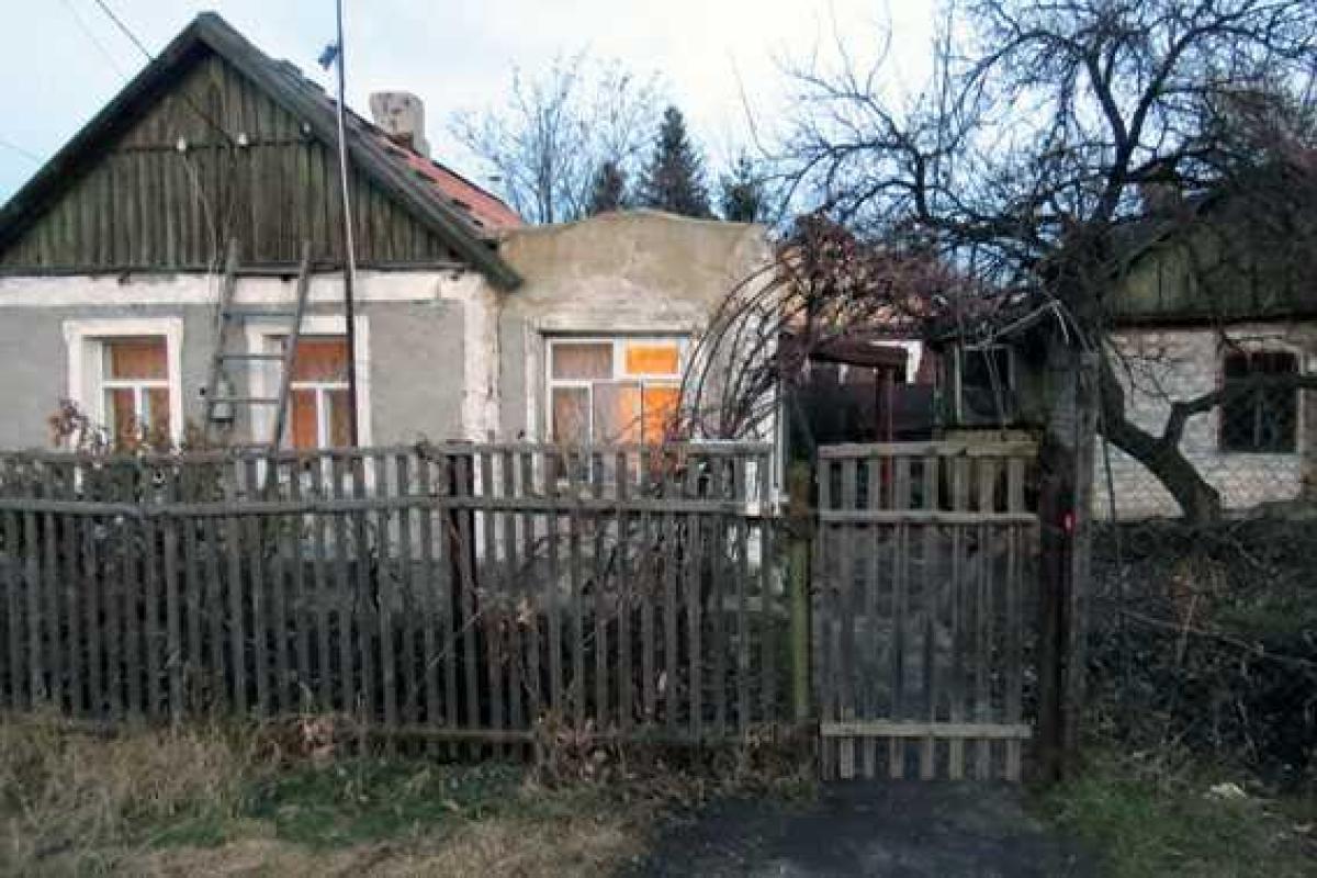 На Донетчине по "горячим следам" полиция задержала женщину-убийцу На Донетчине по "горячим следам" полиция задержала женщину-убийцу