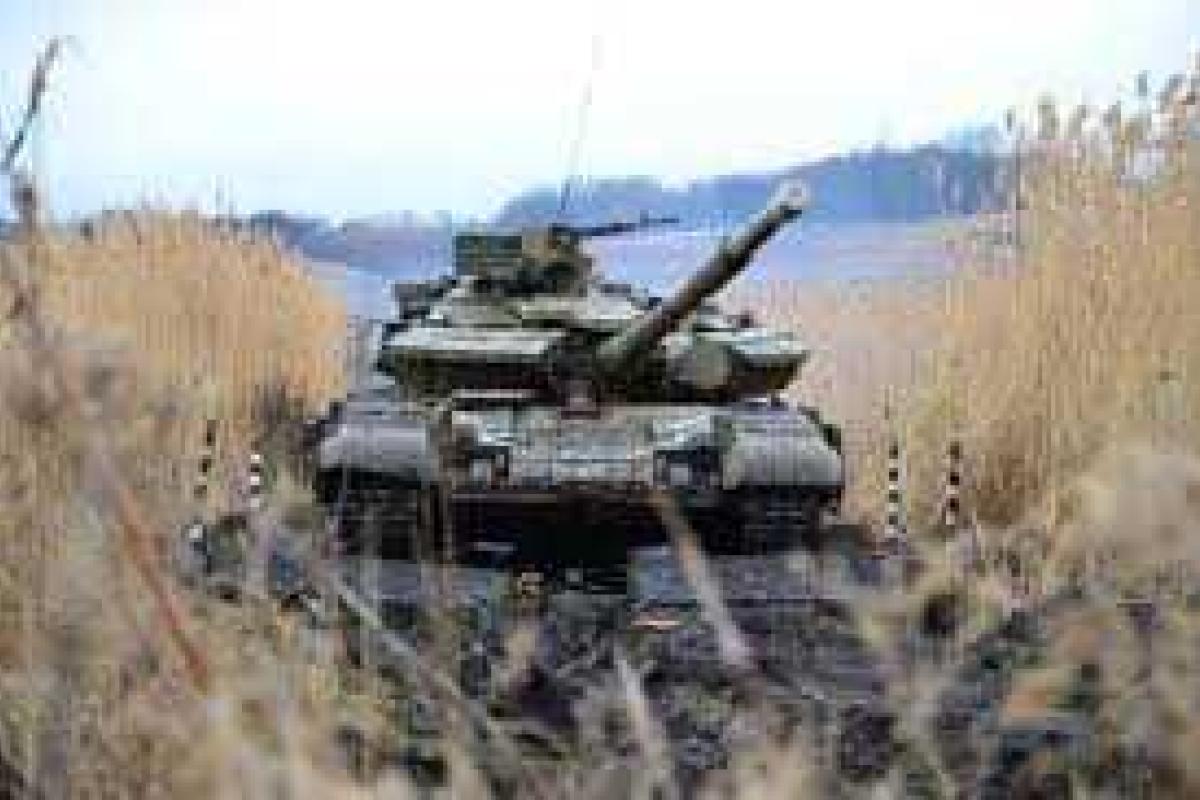 Боевики в зоне АТО ночью и днем ведут активную переброску сил к линии разграничения Боевики в зоне АТО ночью и днем ведут активную переброску сил к линии разграничения