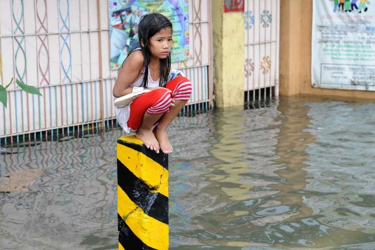 Последствия ужасного наводнения на Филиппинах: погибли более 30 человек