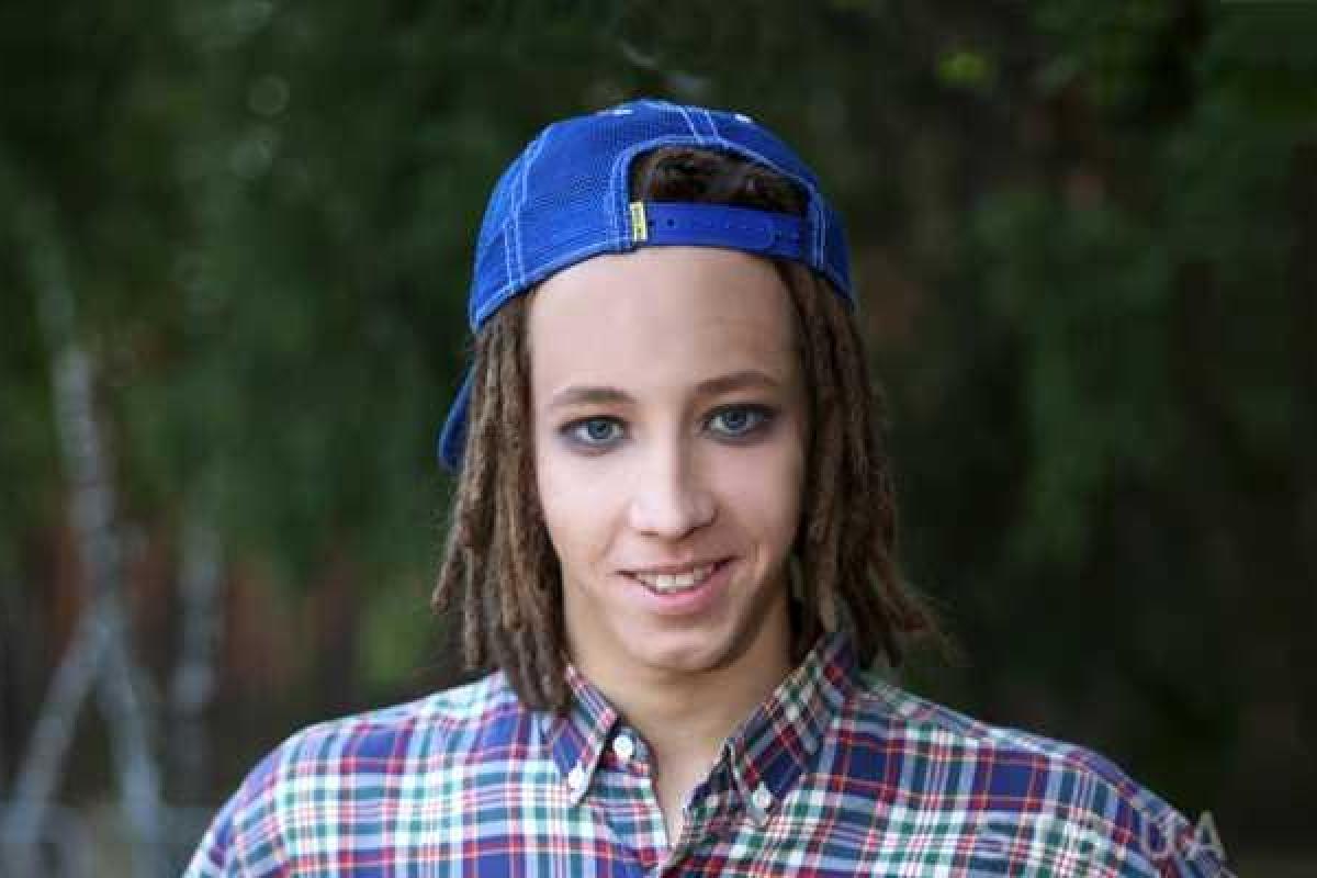 Трагически погиб яркий участник шоу "Танцуют все" Трагически погиб яркий участник шоу "Танцуют все"