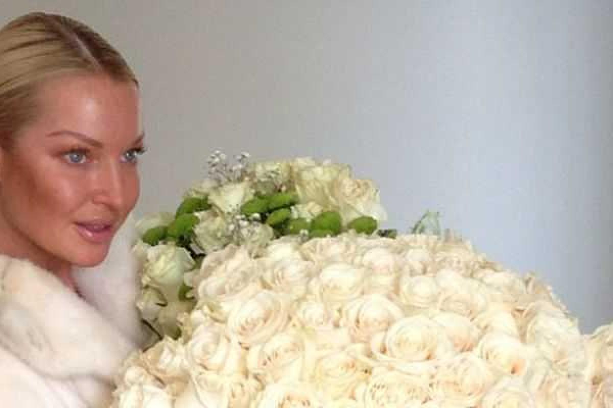 Анастасия Волочкова разочаровала поклонников своим нарядом