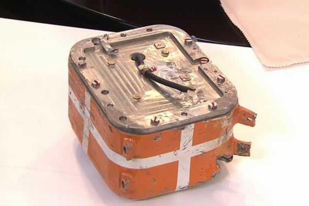 В России приступили к расшифровке "черного ящика" сбитого бомбардировщика Су-24