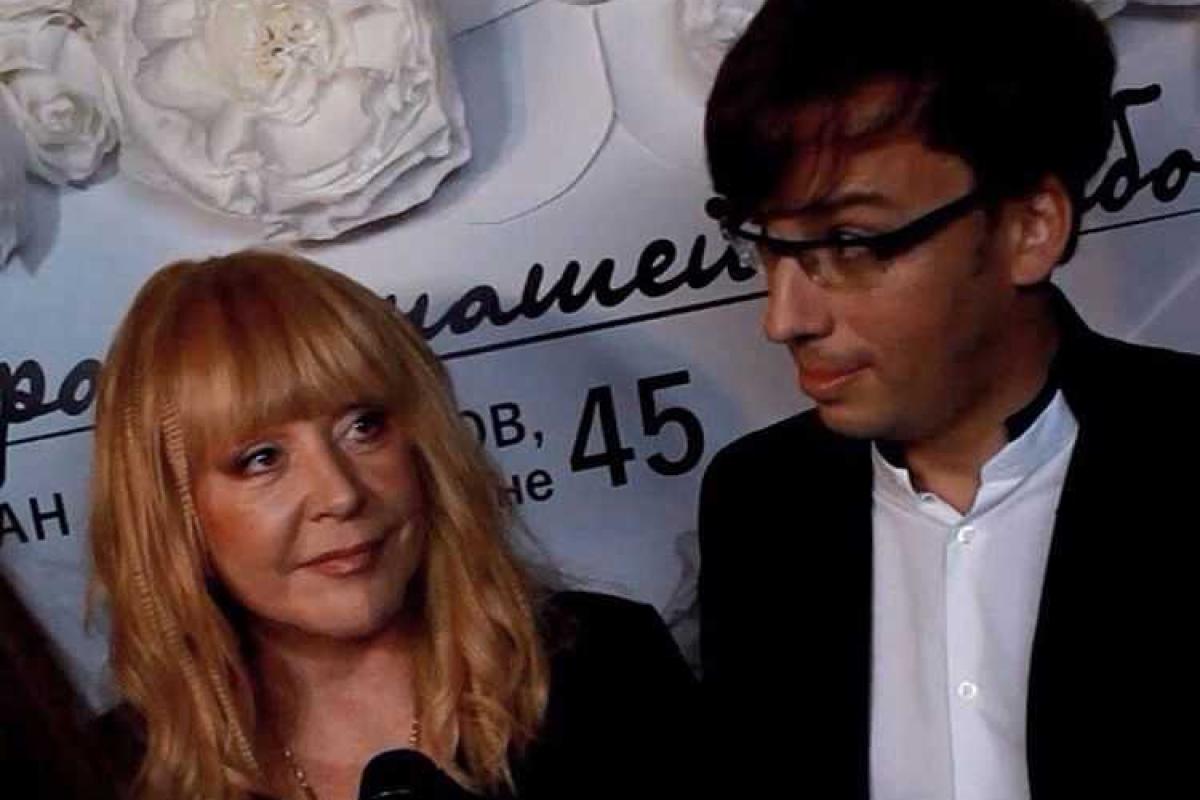 Поклонники Примадонны гадают: делала ли 66-летняя Алла Пугачева пластику Поклонники Примадонны гадают: делала ли 66-летняя Алла Пугачева пластику