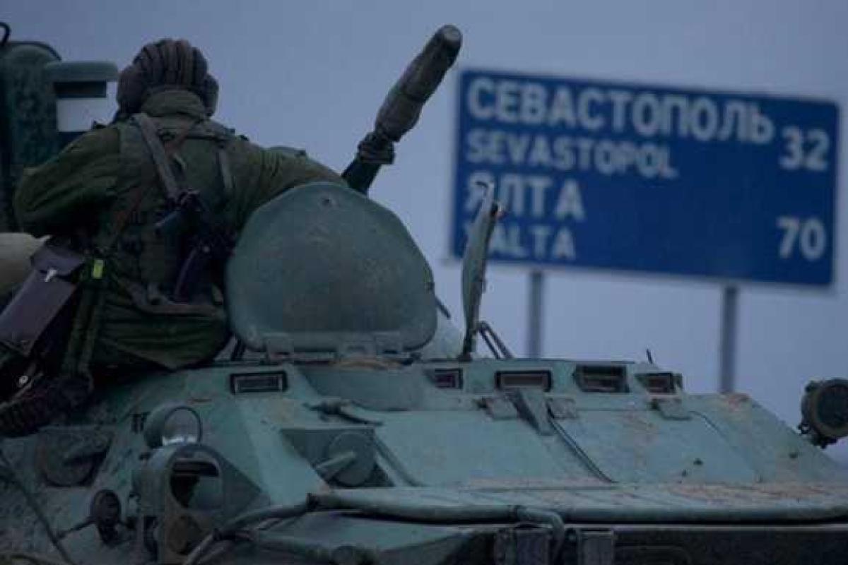 Джемилев: оккупированный Крым превращается в мощную военную базу России Джемилев: оккупированный Крым превращается в мощную военную базу России