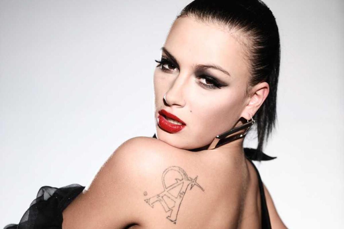 Анастасия Приходько сделала тату в честь своих детей Анастасия Приходько сделала тату в честь своих детей