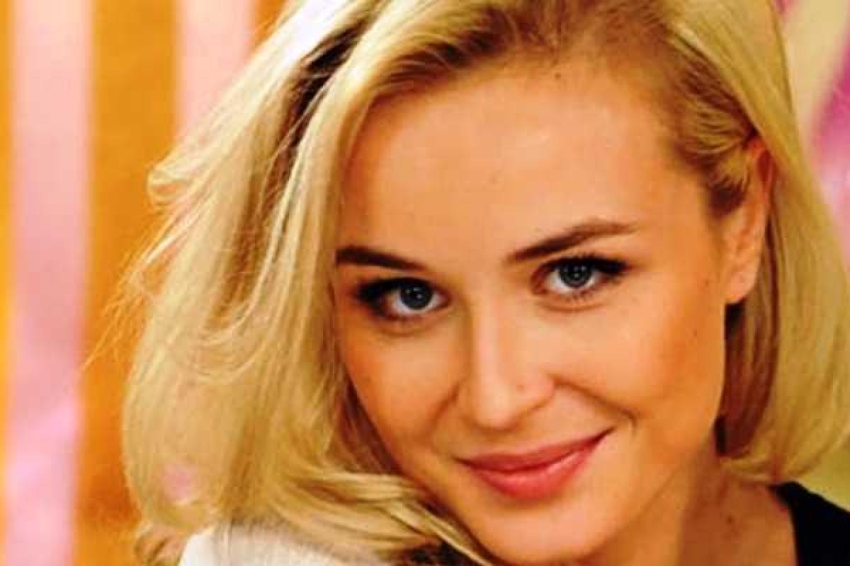 Певица Полина Гагарина подарила фанатам новое фото своей семьи