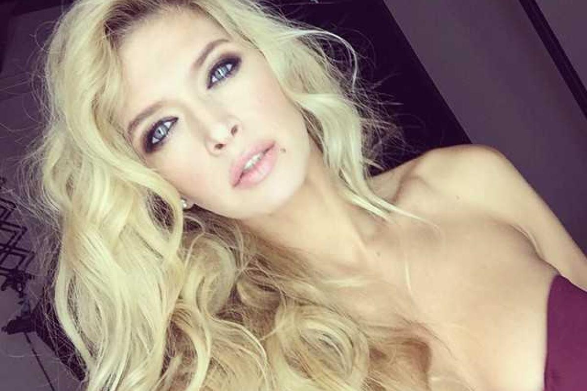 Вера Брежнева насмешила поклонников новогодним нарядом