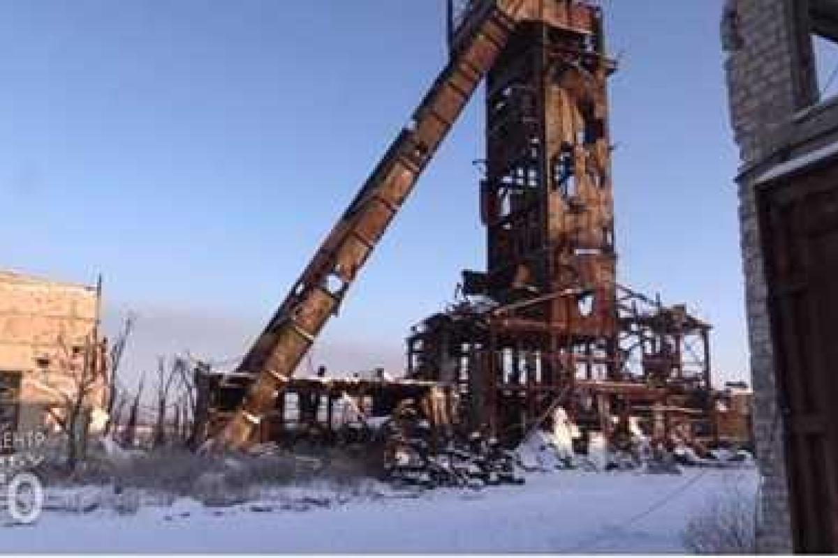 Видео с передовой: одна из самых горячих точек в зоне АТО - шахта "Бутовка" Видео с передовой: одна из самых горячих точек в зоне АТО - шахта "Бутовка"