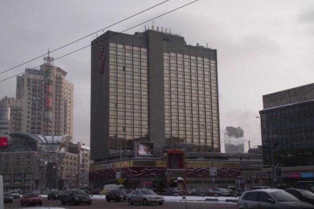 В центре Киева была попытка рейдерского захвата гостиницы "Лыбидь" В центре Киева была попытка рейдерского захвата гостиницы "Лыбидь"