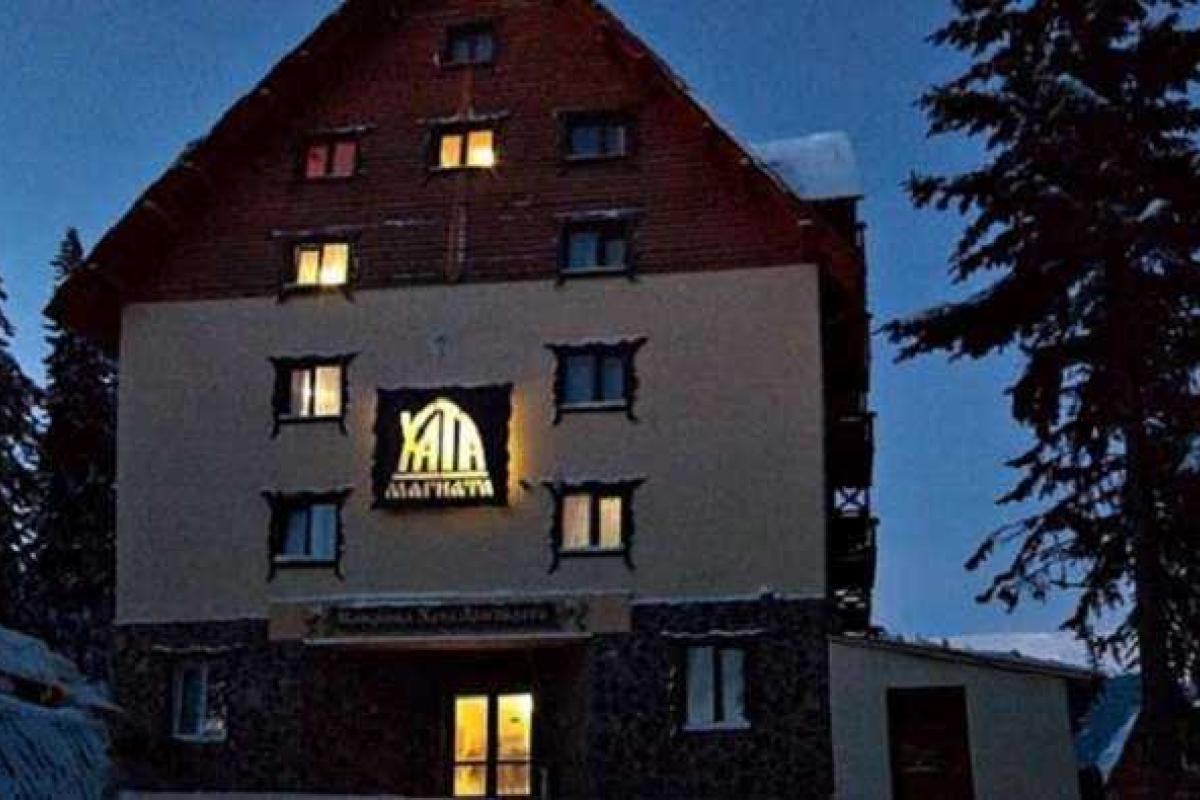 Спикер "ПС": беспорядки на турбазе "Хата Магната" - это попытка дискредитации бойцов "Правого сектора" Спикер "ПС": беспорядки на турбазе "Хата Магната" - это попытка дискредитации бойцов "Правого сектора"