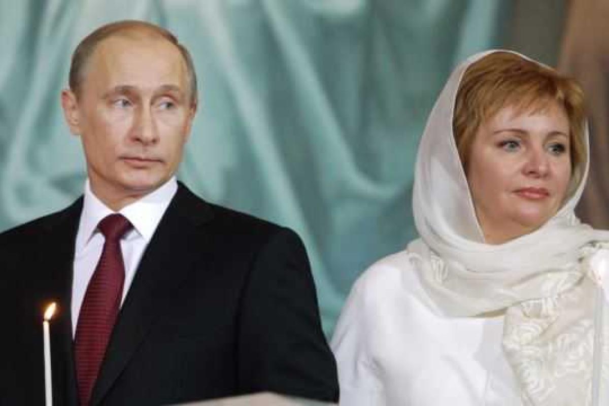 В России срочно сняли с эфира сюжет о новом замужестве экс-супруги Путина В России срочно сняли с эфира сюжет о новом замужестве экс-супруги Путина