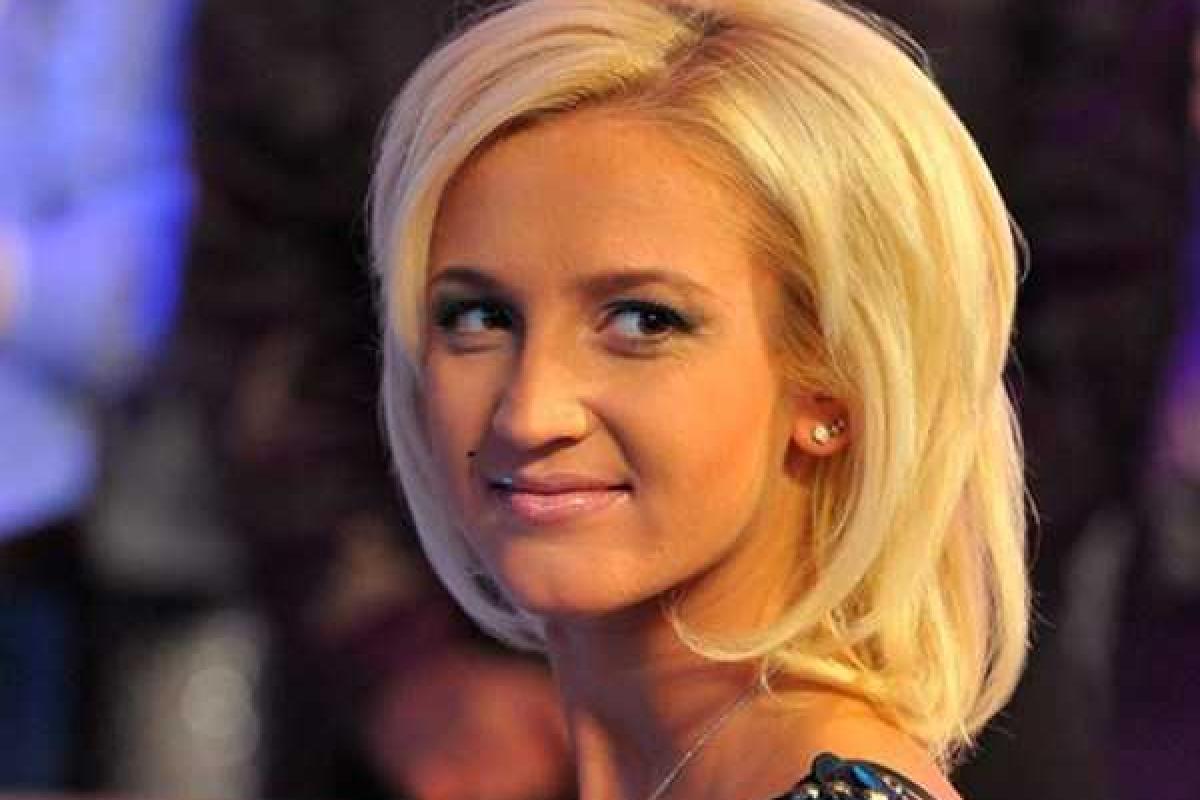 Телеведущая Ольга Бузова, отдыхая на Мальдивах, похвасталась роскошным загаром