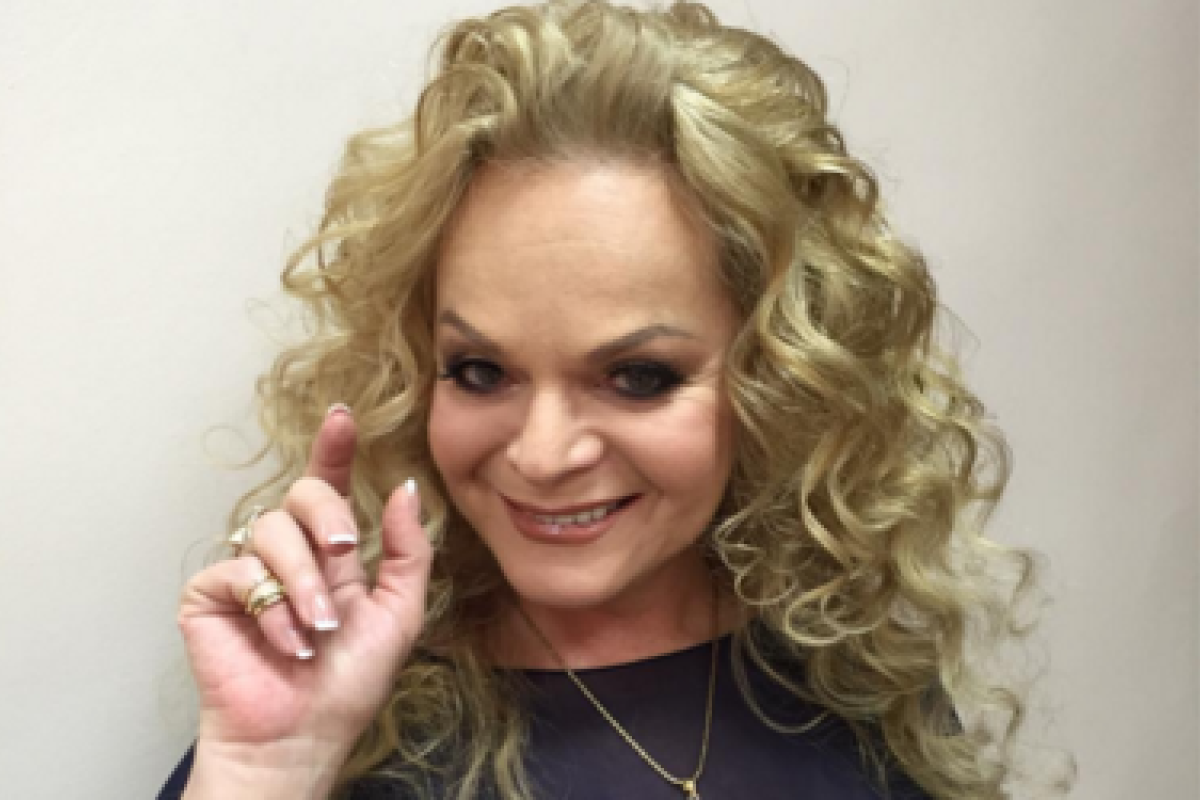 Певица Лариса Долина впервые показала поклонникам натуральное лицо без косметики