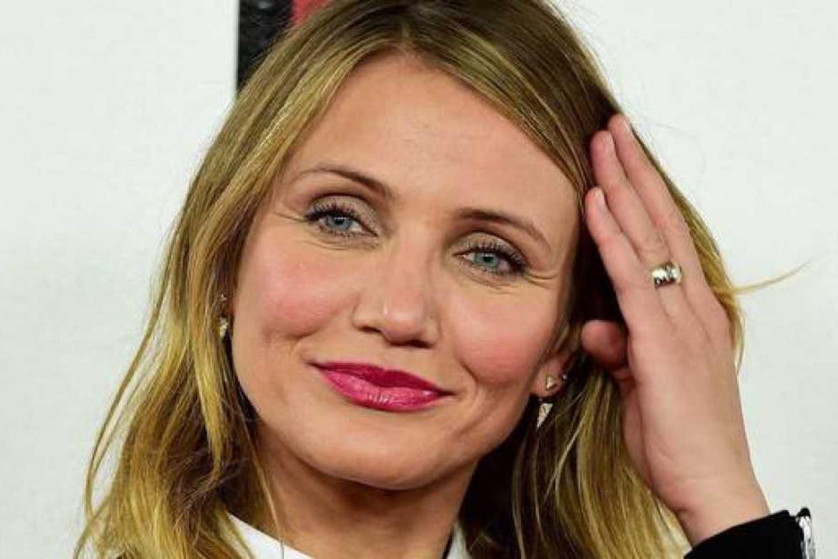 Актриса Камерон Диаз не боится показываться на публике без макияжа