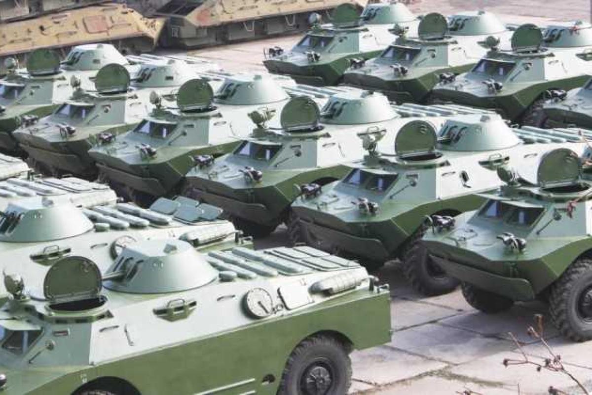 Специалисты Николаевского бронетанкового завода модернизировали для воинов АТО военные БРДМы