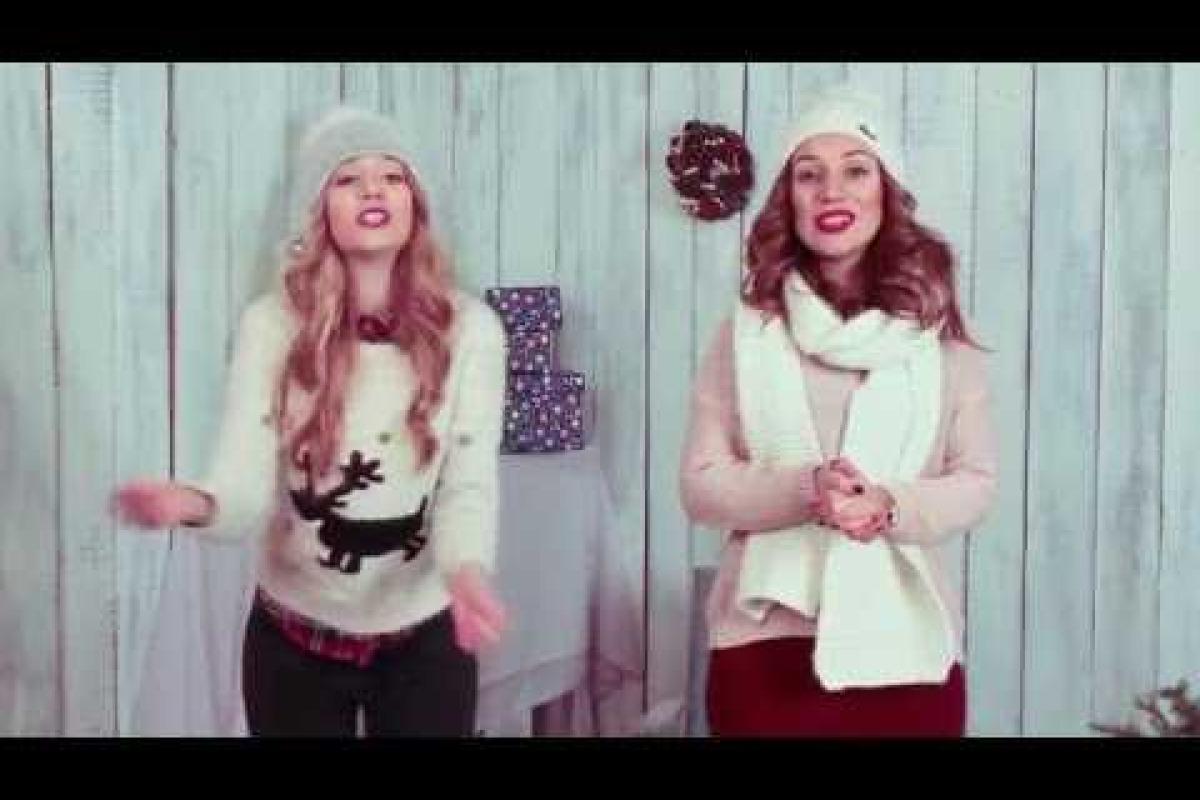 В Сеть попало видео, на котором украинские девушки исполнили колядки на языке жестов 