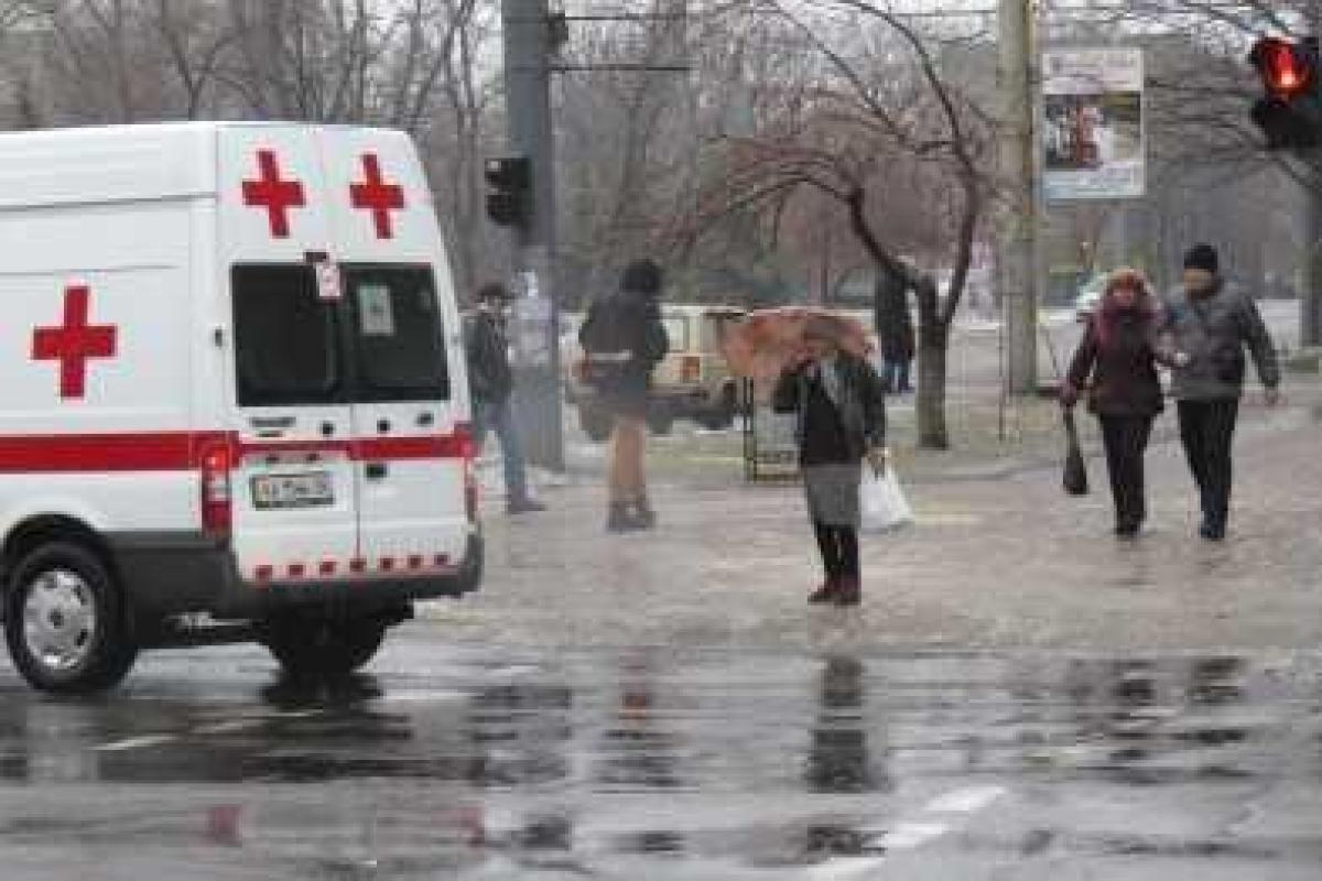 В Мариуполе объявлено штормовое предупреждение: ожидается туман, гололед и сильный ветер В Мариуполе объявлено штормовое предупреждение: ожидается туман, гололед и сильный ветер