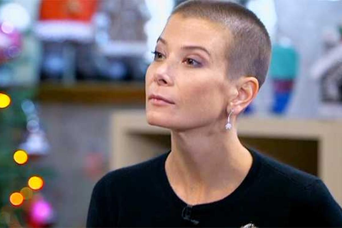 Актриса Юлия Высоцкая записала видеообращение к поклонникам