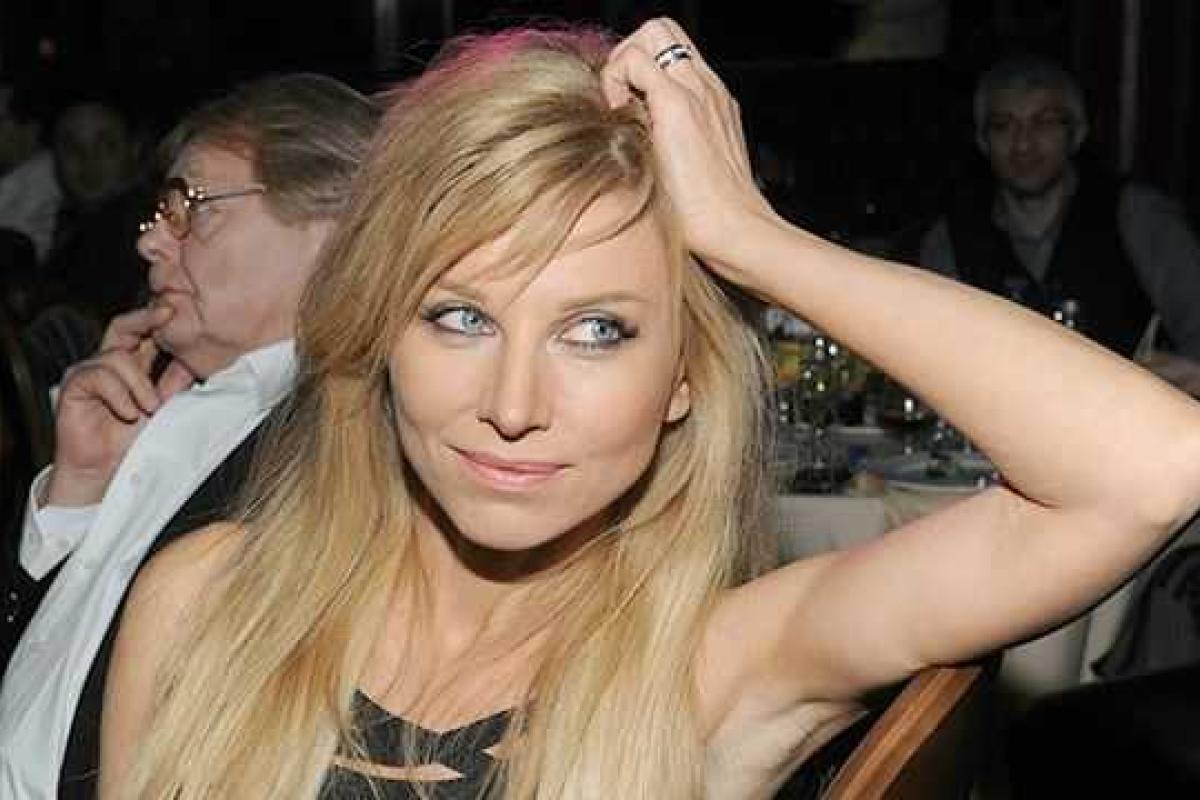 Солистка группы "Рефлекс" Ирина Нельсон стала героиней сексуальной фотосессии Солистка группы "Рефлекс" Ирина Нельсон стала героиней сексуальной фотосессии